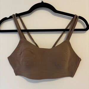 Lululemon like a cloud bra